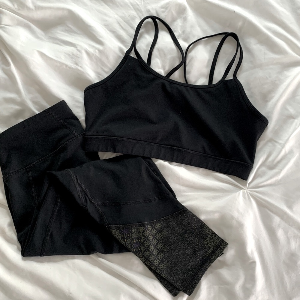 Black Gaiam Wire Free Sports Bra
